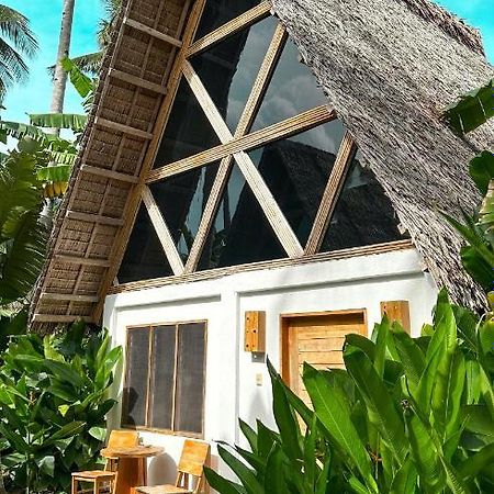 Bermuda Triangle Bungalows Siquijor Bagian luar foto